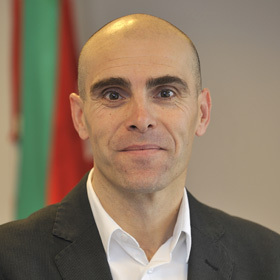 Retrato de Leandro Azcue, Vocal de Bermeo Tuna, por Mikel Arrazola